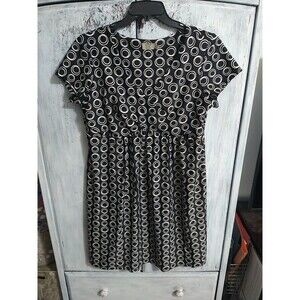 Katherine Way Black & White V-neck  Dress 2xl Knee Length Shirt Sleeve Geometric